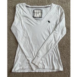 Abercrombie & Fitch Long Sleeve V Neck